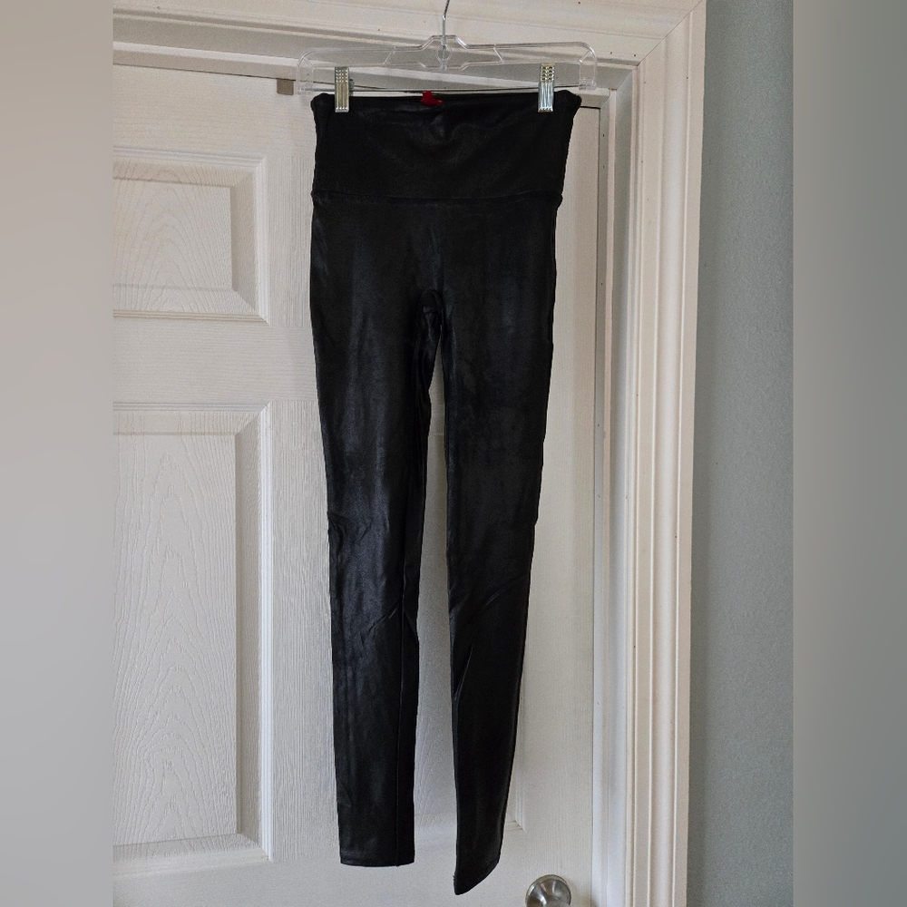 Spanx Black Faux Leather Leggings Size M